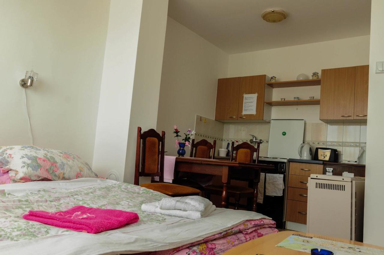 Apartment Daca Stan Belgrad Pokój zdjęcie
